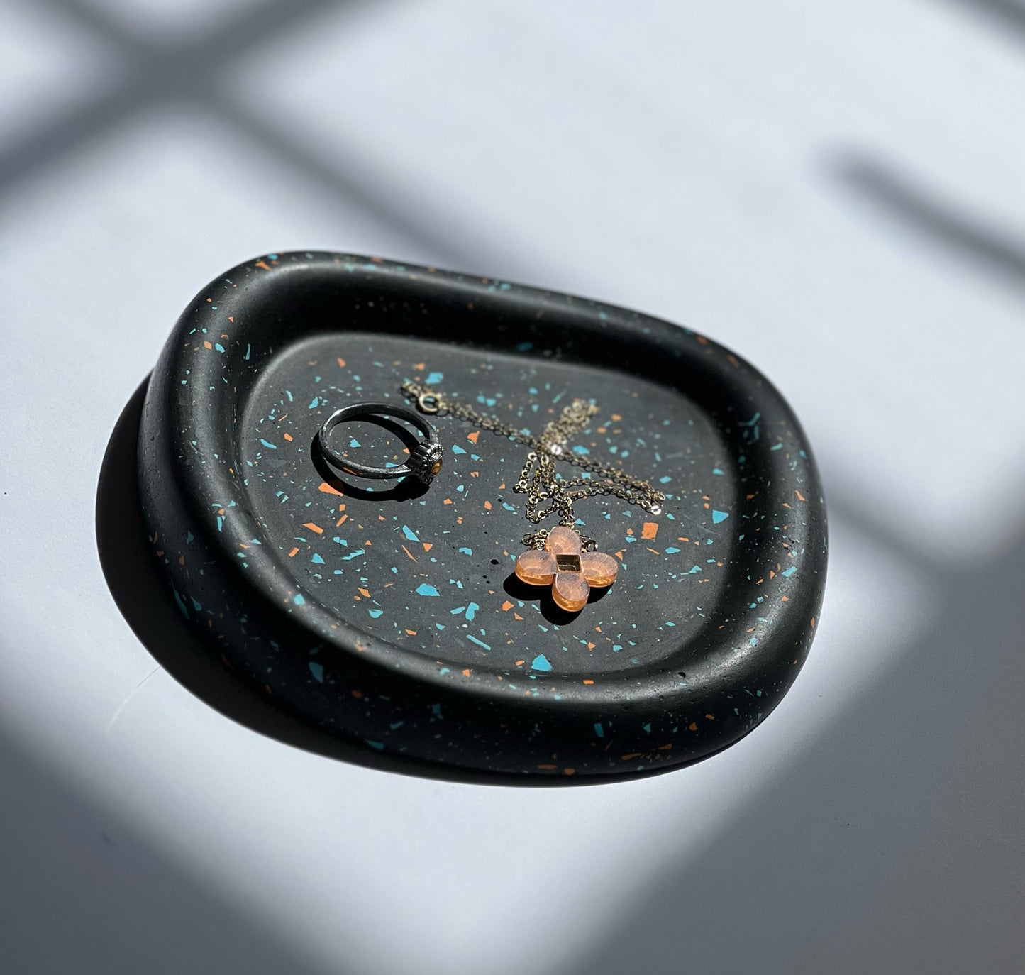 Pebble Jewellery dish