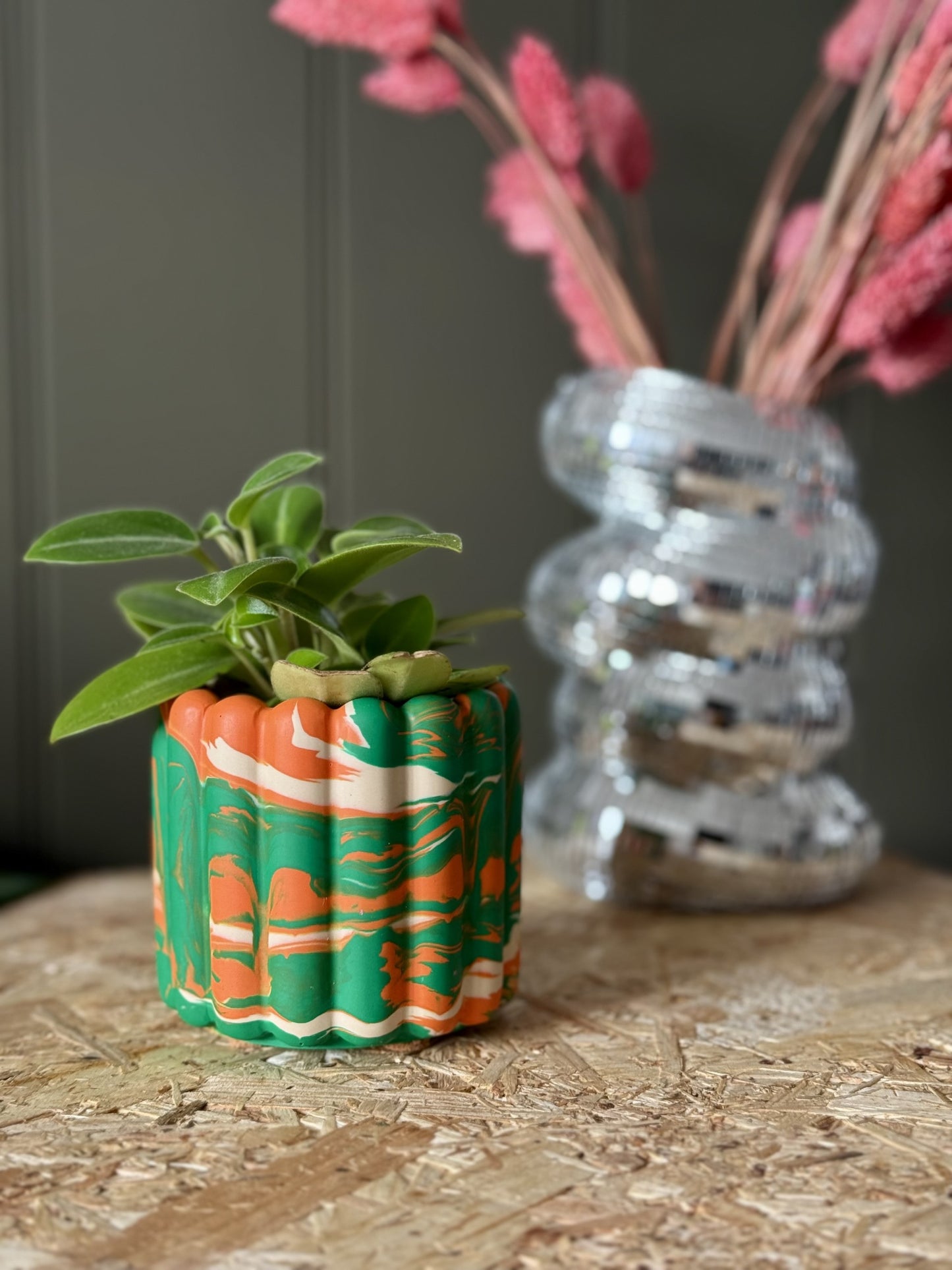 Scalloped Mini Planter